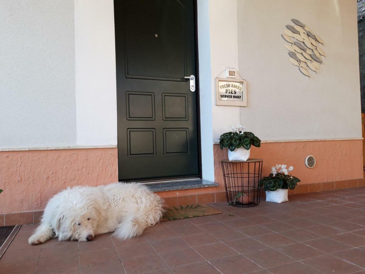 B&B Ai Tre Archi Споторно Екстер'єр фото